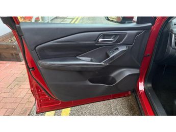 Nissan Qashqai 1.3 DiG-T MH 158 N-Connecta 5dr Xtronic Petrol Hatchback
