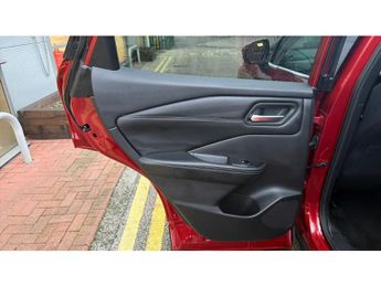 Nissan Qashqai 1.3 DiG-T MH 158 N-Connecta 5dr Xtronic Petrol Hatchback