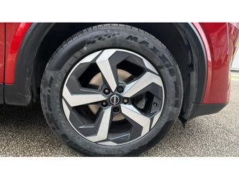 Nissan Qashqai 1.3 DiG-T MH 158 N-Connecta 5dr Xtronic Petrol Hatchback