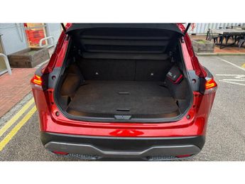 Nissan Qashqai 1.3 DiG-T MH 158 N-Connecta 5dr Xtronic Petrol Hatchback