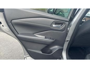 Nissan Qashqai 1.3 DiG-T MH 158 N-Connecta 5dr Xtronic Petrol Hatchback