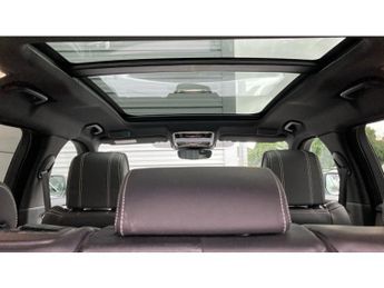 Land Rover Range Rover Velar 2.0 D200 R-Dynamic HSE 5dr Auto Diesel Estate