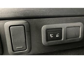 Land Rover Range Rover Velar 2.0 D200 R-Dynamic HSE 5dr Auto Diesel Estate