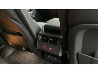 Land Rover Discovery 3.0 D300 Dynamic HSE 5dr Auto Diesel Station Wagon