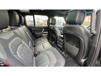 Land Rover Defender 3.0 D300 X-Dynamic HSE 110 5dr Auto [7 Seat] Diesel Estate