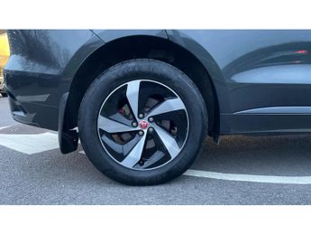 Jaguar F-Pace 2.0 P400e R-Dynamic SE 5dr Auto AWD Estate