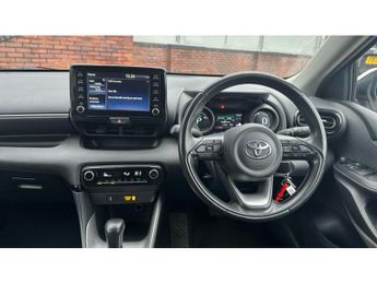 Toyota Yaris 1.5 Hybrid Design 5dr CVT Hybrid Hatchback