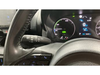 Toyota Yaris 1.5 Hybrid Icon 5dr CVT Hybrid Hatchback