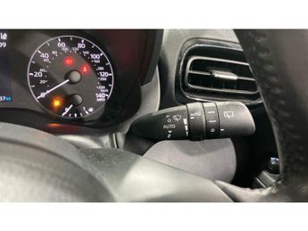 Toyota Yaris 1.5 Hybrid Icon 5dr CVT Hybrid Hatchback