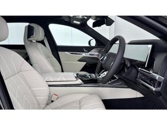 BMW i7 400kW xDrive60 M Sport 105.7kWh 4dr Auto [Exec] Electric Saloon