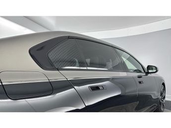 BMW i7 400kW xDrive60 M Sport 105.7kWh 4dr Auto [Exec] Electric Saloon