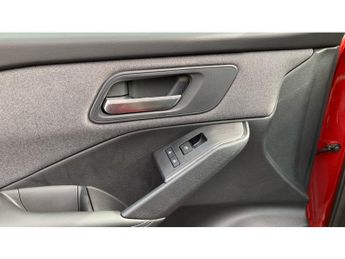 Nissan Qashqai 1.3 DiG-T MH 158 Acenta Premium 5dr Xtronic Petrol Hatchback