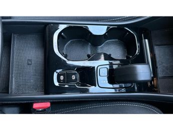 Volvo XC40 1.5 T4 Recharge PHEV Plus Dark 5dr Auto Estate