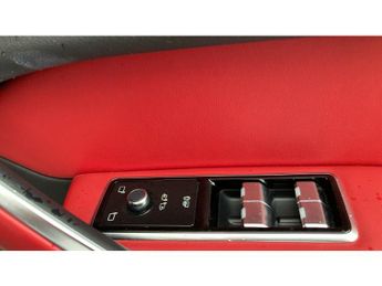 Jaguar F-Pace 2.0 P400e R-Dynamic SE 5dr Auto AWD Estate