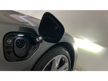Audi e-tron GT 390kW Quattro 93kWh 4dr Auto Electric Saloon