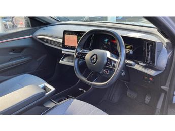 Renault Megane E-Tech EV60 160kW Iconic 60kWh Optimum Charge 5dr Auto Electric Hatchba