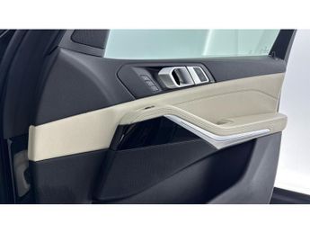 BMW X5 xDrive40d MHT M Sport 5dr Auto [Pro Pack] Diesel Estate