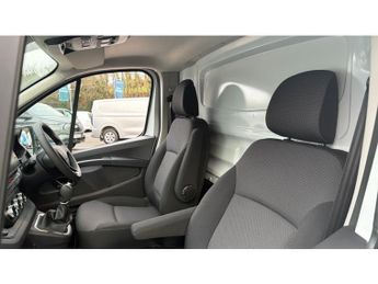 Renault Trafic E-Tech Swb Electric SL30 90kW 52kWh Advance Van Auto