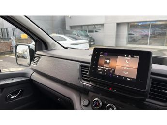 Renault Trafic E-Tech Swb Electric SL30 90kW 52kWh Advance Van Auto