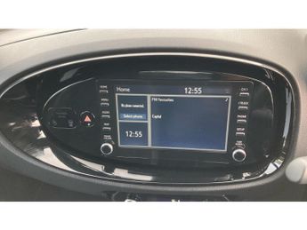 Toyota Aygo X 1.0 VVT-i Edge 5dr Auto Petrol Hatchback