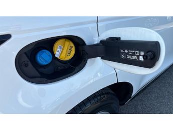 Land Rover Range Rover Evoque 2.0 D200 R-Dynamic S 5dr Auto Diesel Hatchback