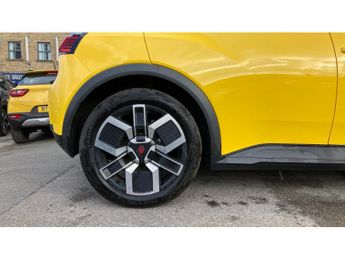 Renault 5 110kW Techno Comfort Range 52kWh 5dr Auto Electric Hatchback