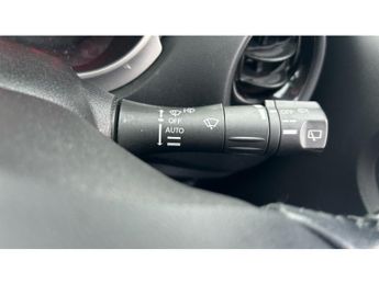 Nissan Juke 1.6 N-Connecta 5dr Xtronic Petrol Hatchback