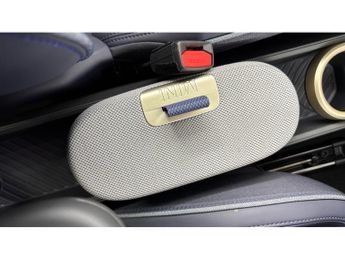 MINI Cooper 160kW SE Exclusive 54kWh 3dr Auto Electric Hatchback