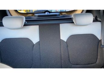 Dacia Spring 27kWh Expression 65 48kW 5dr Auto Electric Hatchback