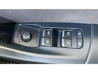 Audi Q3 2.0T FSI Quattro Black Edition 5dr S Tronic Petrol Estate