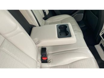 Land Rover Range Rover Velar 2.0 D240 R-Dynamic HSE 5dr Auto Diesel Estate