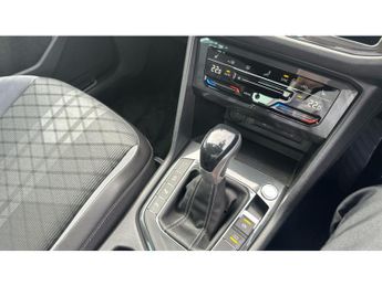 Volkswagen Tiguan 2.0 TDI R-Line 5dr DSG Diesel Estate