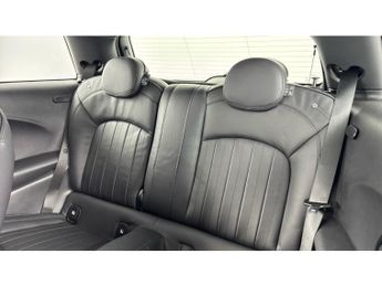MINI Hatchback 1.5 Cooper Exclusive 3dr Auto Petrol Hatchback
