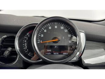 MINI Hatchback 1.5 Cooper Exclusive 3dr Auto Petrol Hatchback