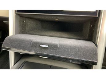 Land Rover Discovery 3.0 D300 Dynamic SE 5dr Auto Diesel Station Wagon