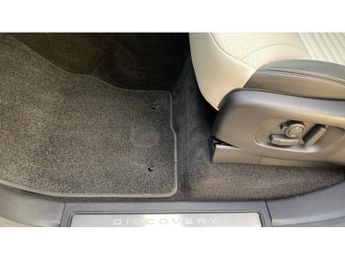 Land Rover Discovery 3.0 D300 Dynamic SE 5dr Auto Diesel Station Wagon