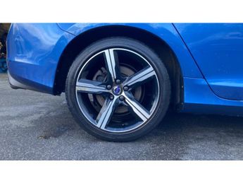 Volvo V60 D4 [190] R DESIGN Lux Nav 5dr Geartronic Diesel Estate