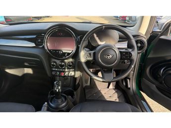 MINI Hatchback 1.5 Cooper Classic 3dr Auto Petrol Hatchback