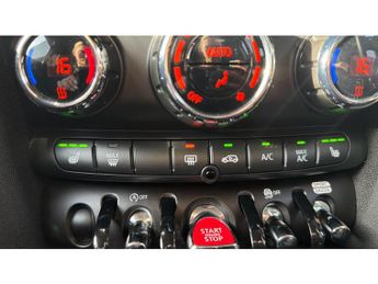 MINI Hatchback 1.5 Cooper Classic 3dr Auto Petrol Hatchback
