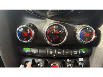 MINI Hatchback 1.5 Cooper Classic 3dr Auto Petrol Hatchback