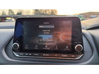 Nissan Qashqai 1.3 DiG-T MH 158 Acenta Premium 5dr Xtronic Petrol Hatchback