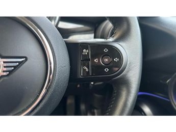 MINI Hatchback 1.5 Cooper Classic 5dr Auto Petrol Hatchback