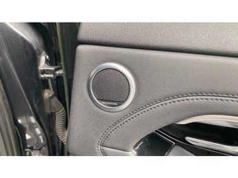 Land Rover Range Rover Evoque 2.0 D200 R-Dynamic SE 5dr Auto Diesel Hatchback