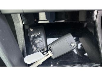Skoda Karoq 1.5 TSI Sport Line 4x4 5dr DSG Petrol Estate