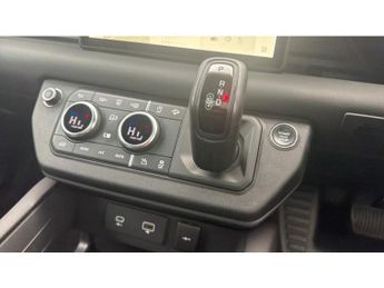 Land Rover Defender 3.0 D250 X-Dynamic SE 110 5dr Auto Diesel Estate