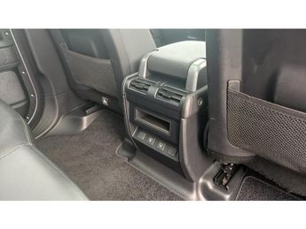 Land Rover Defender 3.0 D250 X-Dynamic SE 110 5dr Auto Diesel Estate