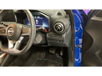 Nissan Juke 1.0 DiG-T N-Connecta 5dr DCT Petrol Hatchback