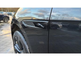 Jaguar F-Pace 2.0 D200 R-Dynamic HSE Black 5dr Auto AWD Diesel Estate