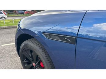 Jaguar F-Pace 2.0 D200 R-Dynamic Black 5dr Auto AWD Diesel Estate
