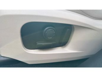 Jaguar F-Pace 2.0 D200 R-Dynamic Black 5dr Auto AWD Diesel Estate